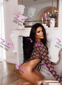 JULIA Sexy - escort in Dubai Photo 7 of 10