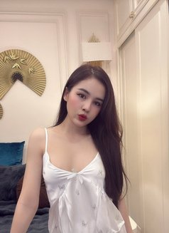 Julia - escort in Kathmandu Photo 2 of 10