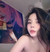 Julia Taubitz 🦋 - escort in Abu Dhabi