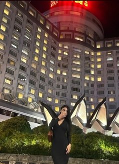 Julia - escort in Dubai Photo 4 of 4