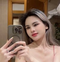 Julia - escort in Dubai