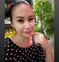 MINA- the hottest babe in town - escort in Mumbai