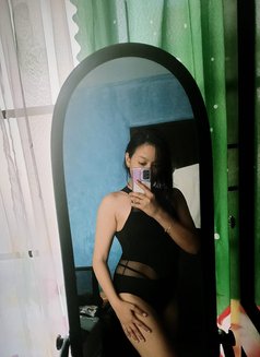 MINA- the hottest babe in town - escort in Mumbai Photo 7 of 16