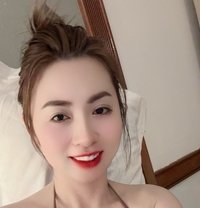 Julia - escort in Abu Dhabi