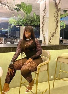 Julian - escort in Noida Photo 5 of 5