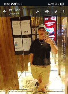 Julian Cross - Male escort in Bangkok Photo 2 of 2