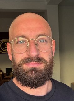 Julian French Touch Tantric Massage - Masajista in Lisbon Photo 2 of 2