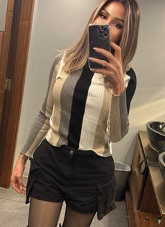 Juliana K - Transsexual escort in Beirut Photo 25 of 28