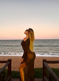 JULIANNA GFE VIP - puta in Paris Photo 29 of 29