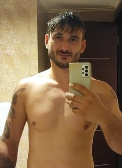 Juliano Massage - Male escort in Reykjavík Photo 3 of 10
