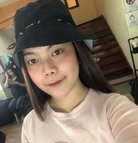 Julie Anne - Transsexual escort in Makati City