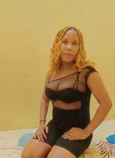 Julie - escort in Pune Photo 2 of 2