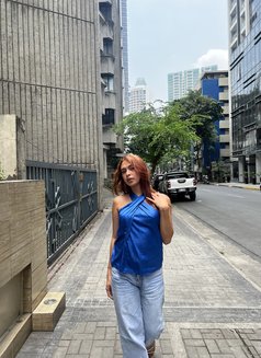 Julie - Transsexual escort in Manila Photo 3 of 3