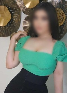 Julie in Bangalore - Outcalls Only - escort in Bangalore Photo 5 of 9