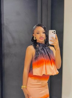 JULIE JUST LANDED FROM TANZANIA - escort in Pune Photo 6 of 8