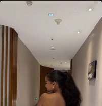 Julie - puta in Nairobi