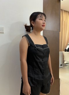 Julie - escort in Hanoi Photo 2 of 11