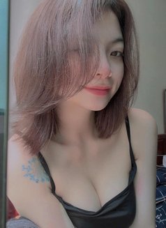 Julie massage full service - Masajista in Mumbai Photo 8 of 9