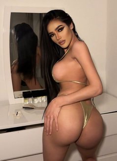 Julie ladyboy big dick - masseuse in Riyadh Photo 7 of 16