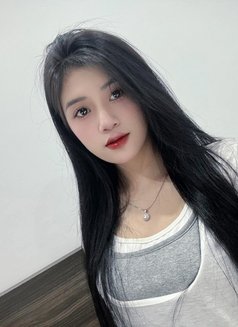 Julie New in Bangkok - escort in Bangkok Photo 2 of 6