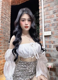 Julie New in Bangkok - escort in Bangkok Photo 3 of 6