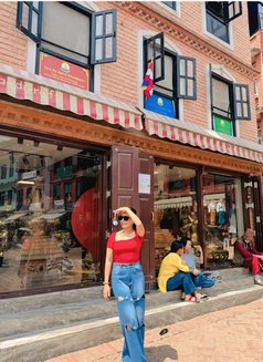 Julie - escort in Pune Photo 6 of 11