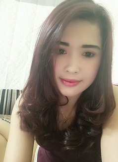 Julie - escort in Muscat Photo 2 of 2