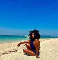 Julie - escort in Yiwu