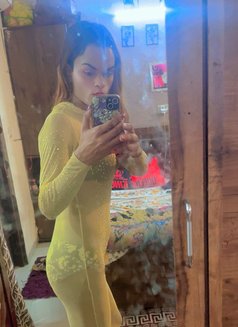 Juliee Rawat - Transsexual escort in New Delhi Photo 8 of 14