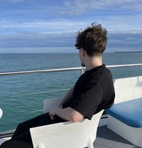 Julien - Male escort in Metz
