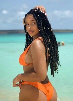 Julies Amira - escort in Kuwait Photo 1 of 3