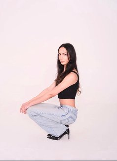 Juliet - Transsexual escort in New Delhi Photo 15 of 15