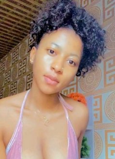 JULIET SHOLINGANALLUR - escort in Chennai Photo 3 of 3