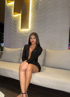 JULIETA - escort in Singapore Photo 3 of 8