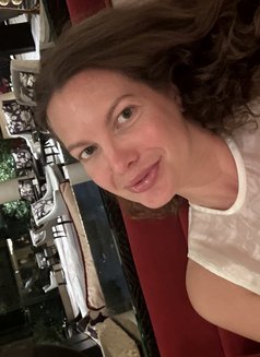 Julietta Russian Escort Bkk - puta in Bangkok Photo 9 of 9