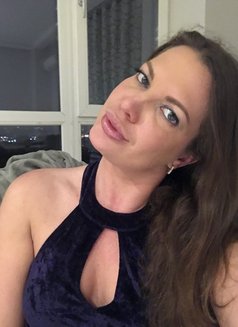 Bangkok Russian Escort Julietta - puta in Bangkok Photo 10 of 21