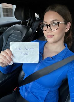 Julifell - escort in Brussels Photo 1 of 2