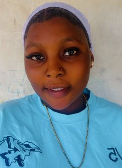 Julis - escort in Frankfurt Photo 1 of 1