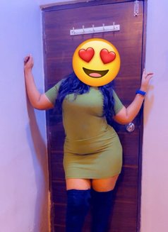 Jully - escort in Kolkata Photo 4 of 4