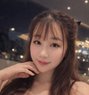 Julie - escort in Singapore Photo 1 of 4