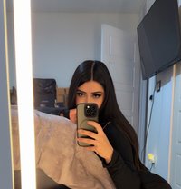 July - escort in Hai Phong