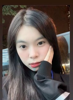 July - escort in Dubai Photo 4 of 8