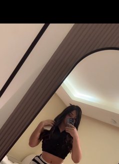 Julya Woldorf - Transsexual escort in Al Manama Photo 16 of 18