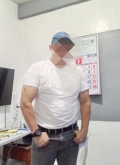 Jumbodad - Male escort in Manila Photo 1 of 3