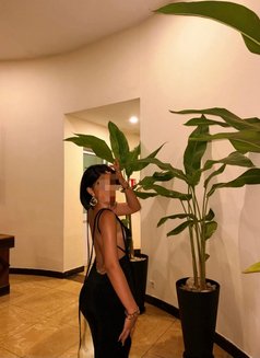 Junah - escort in Colombo Photo 2 of 3