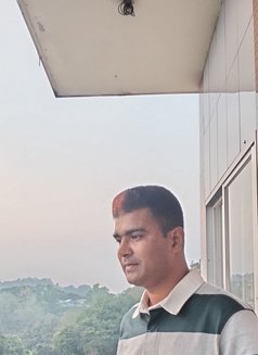 Junaid - Male escort in Chittagong Photo 3 of 3