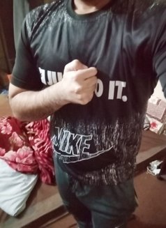 Junaid - Male escort in Islamabad Photo 2 of 6