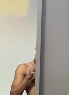 Junaizz - Male adult performer in Mumbai Photo 1 of 4