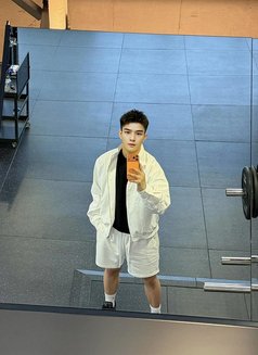 Junao - Male escort in Bangkok Photo 7 of 7