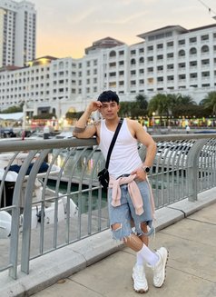 June Escort - Male escort in Dubai Photo 3 of 11